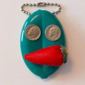 🥳HOST PICK🥳 Turquoise QuiKoin Squeez-y Coin Holder Vintage 90s